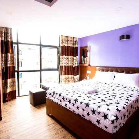 Everest Holiday Inn Catmandu Exterior foto
