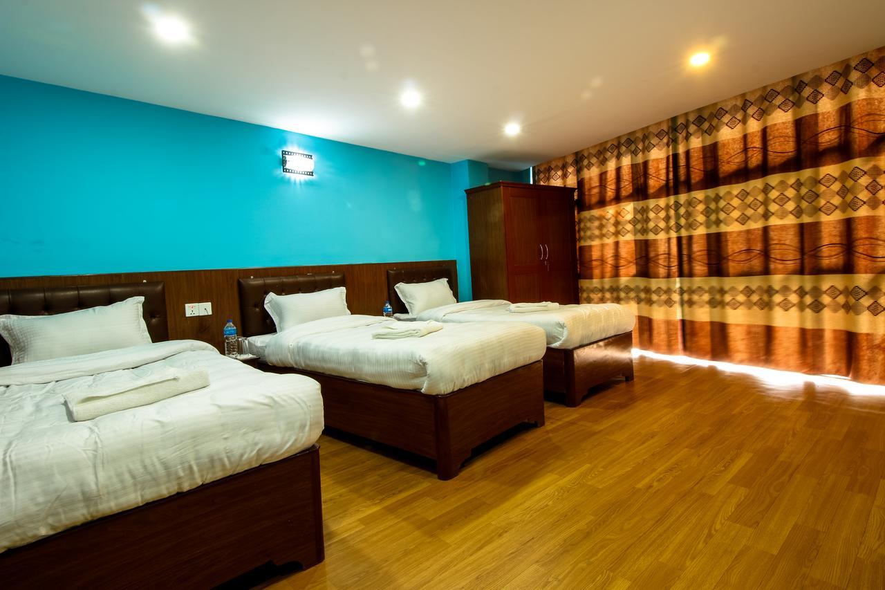 Everest Holiday Inn Catmandu Exterior foto