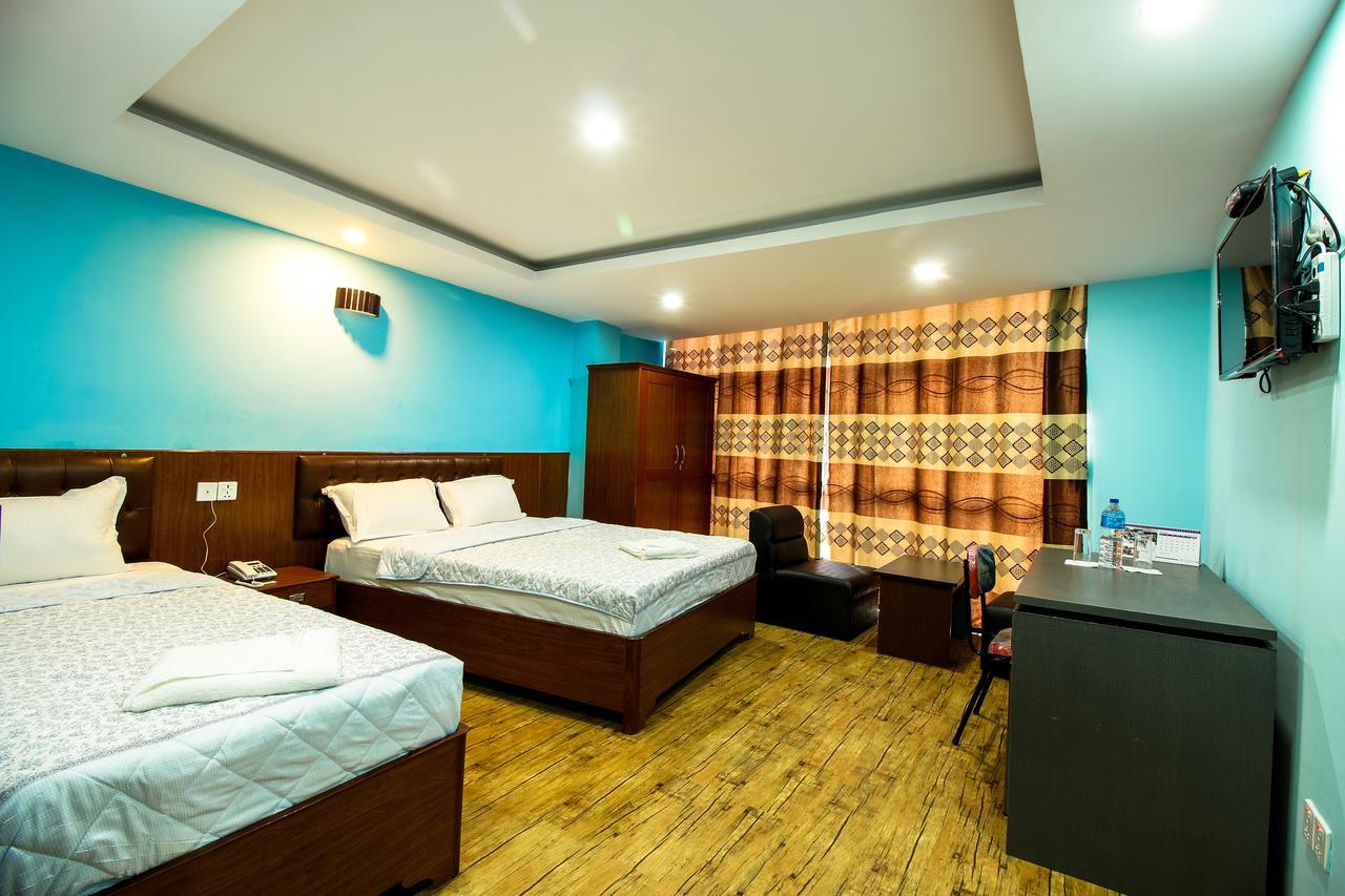 Everest Holiday Inn Catmandu Exterior foto