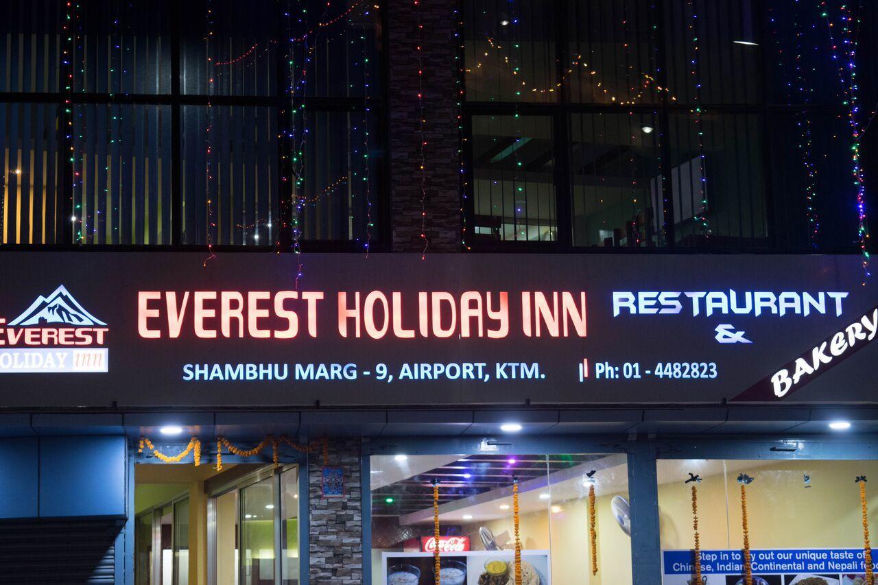 Everest Holiday Inn Catmandu Exterior foto